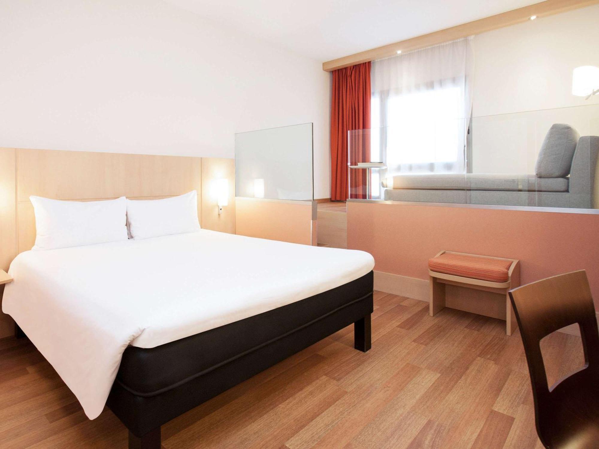 Ibis Madrid Centro Las Ventas Exterior photo