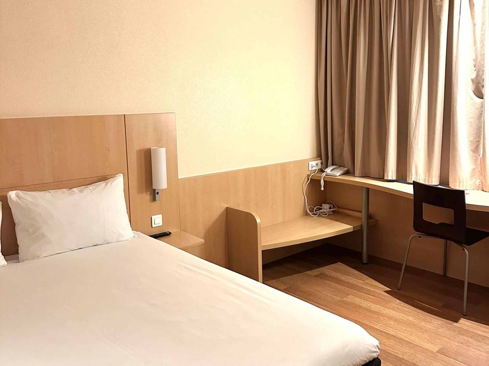 Ibis Madrid Centro Las Ventas Exterior photo